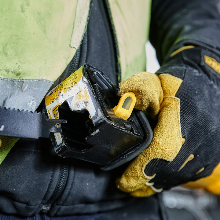 Dewalt DWE305PK-QS 1100 Watt Profesyonel Tilki Kuyruğu Testere 9