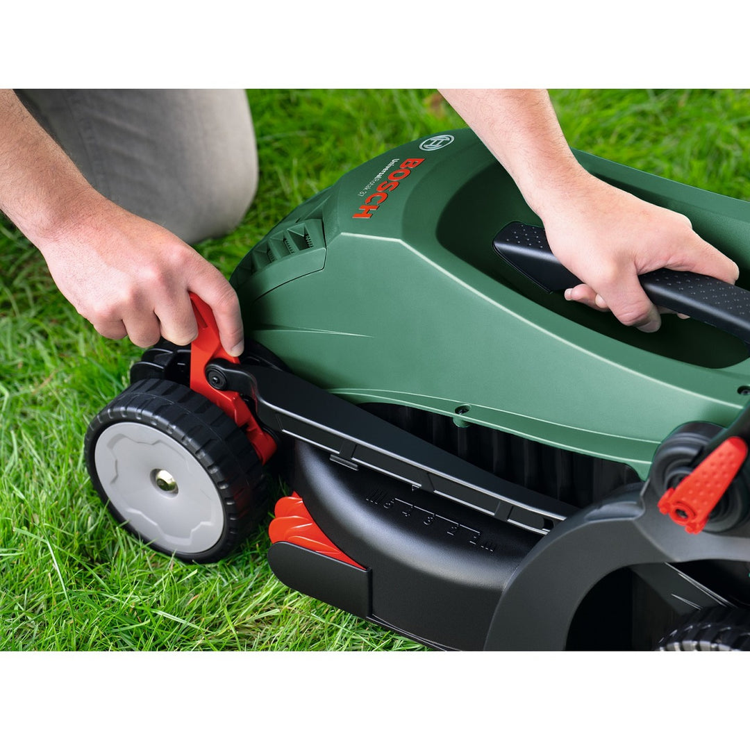 Bosch Universal Rotak 37-555 Çim Biçme Makinesi 3