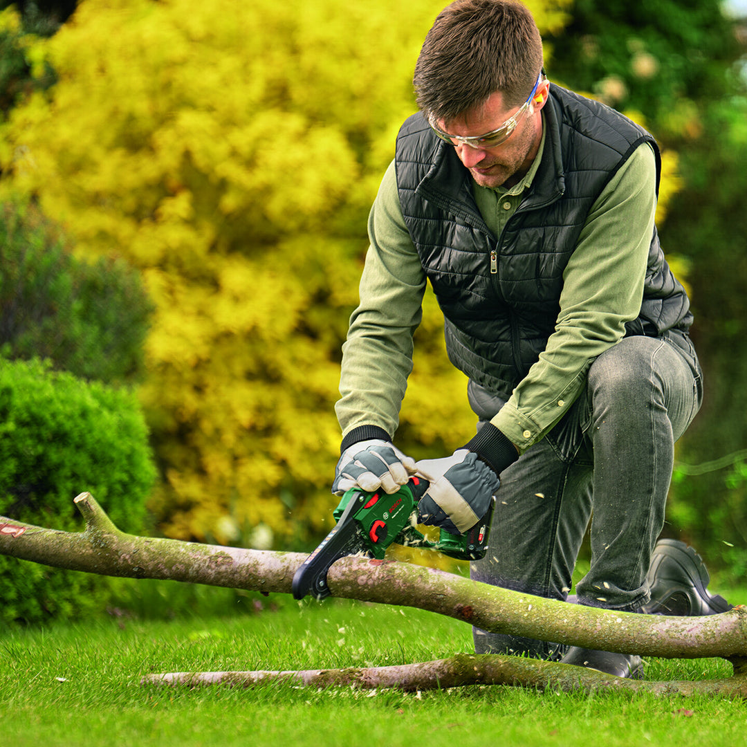 Bosch EasyChain 18V-15-7 Solo Akülü Zincirli Budama Makinesi 3
