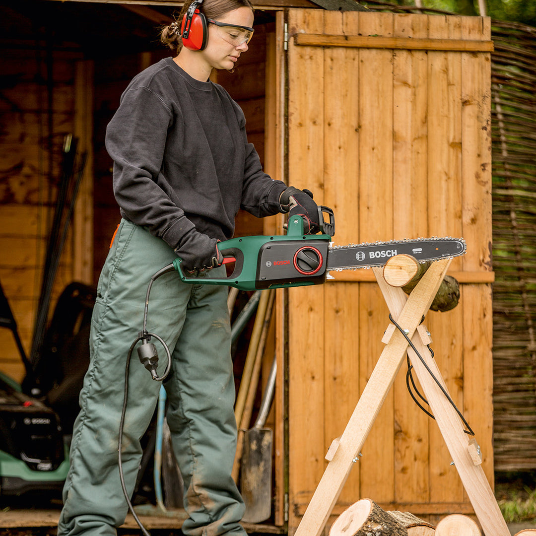 UniversalChain 40 1800 W Elektrikli Ağaç Kesme Makinesi 5