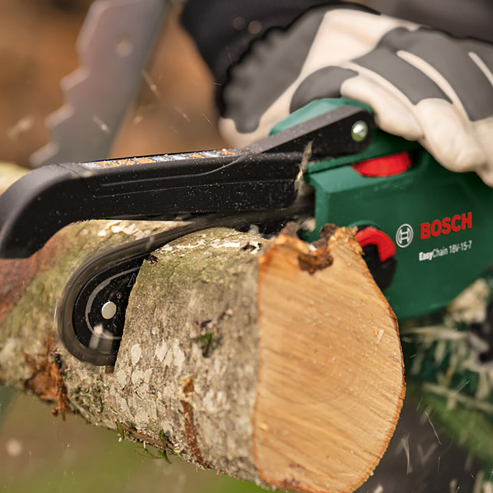Bosch EasyChain 18V-15-7 Solo Akülü Ağaç Kesme Makinesi 2