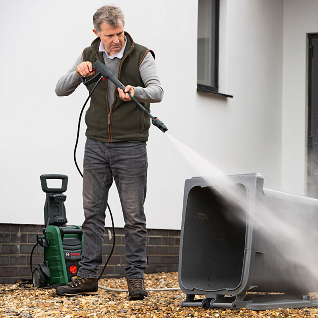 Bosch Universal Aquatak 130 bar Yüksek Basınçlı Yıkama Makinesi 3
