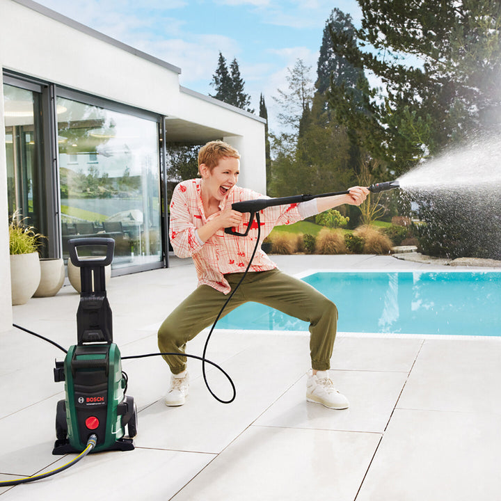 Bosch Universal Aquatak 130 bar Yüksek Basınçlı Yıkama Makinesi 6