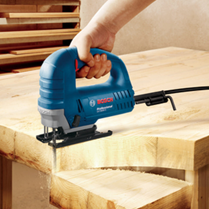 Bosch Profesyonel GST-8000E 710W Dekupaj Testere 2