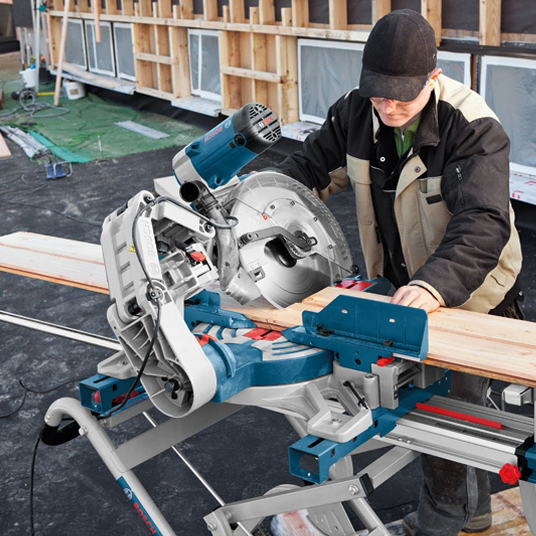 Bosch Profesyonel GCM-12GDL 2000 W 305 mm Entegre Çift Çizgili Kızaklı Lazerli Gönye Testere