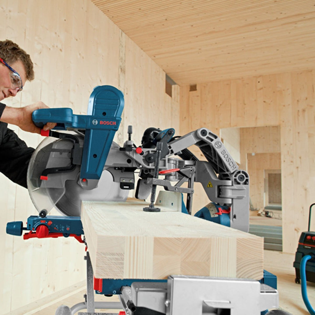 Bosch Profesyonel GCM-12GDL 2000 W 305 mm Entegre Çift Çizgili Kızaklı Lazerli Gönye Testere 4