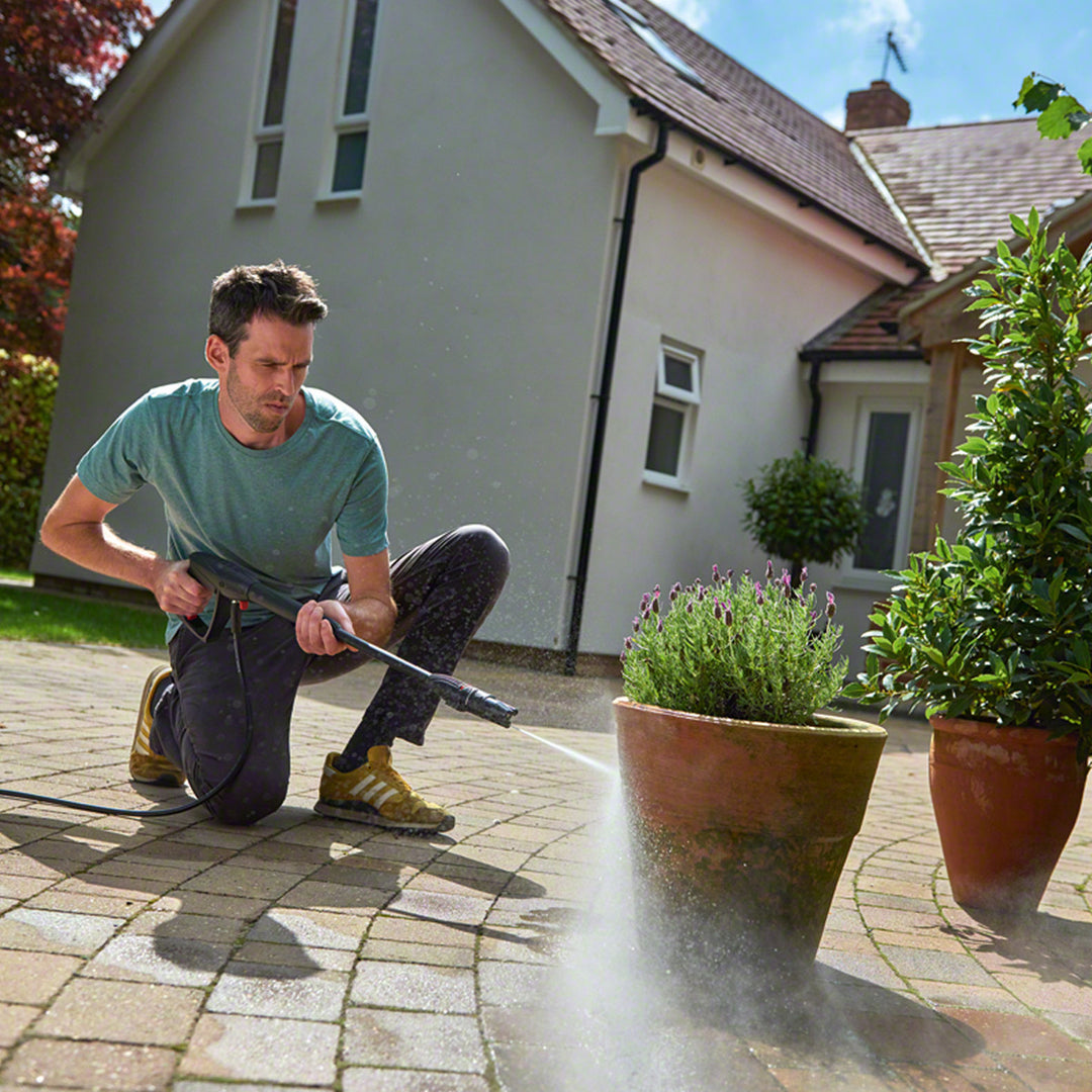 Bosch Universal Aquatak 135 bar Yüksek Basınçlı Yıkama Makinesi 3