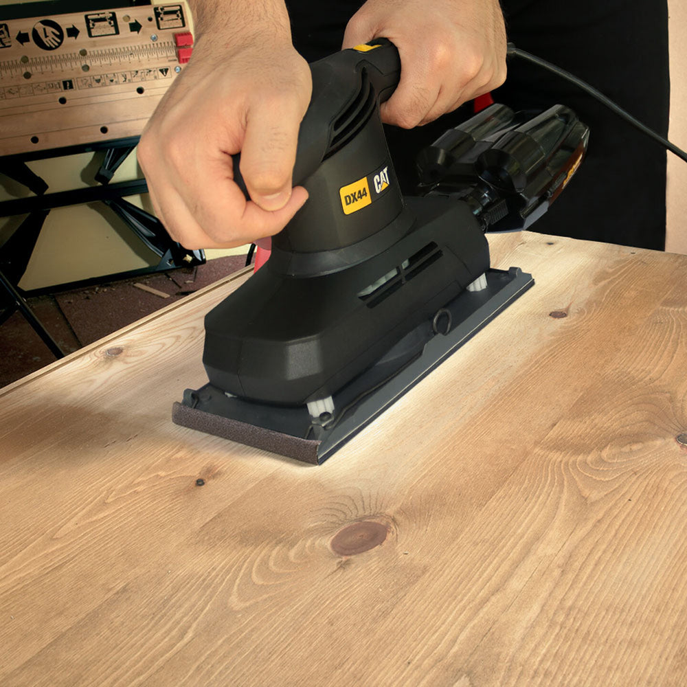 CAT DX44 350Watt Profesyonel Devir Ayarlı Titreşimli Zımpara 2