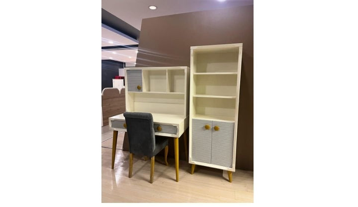 Teşhir Radio Genç Odası